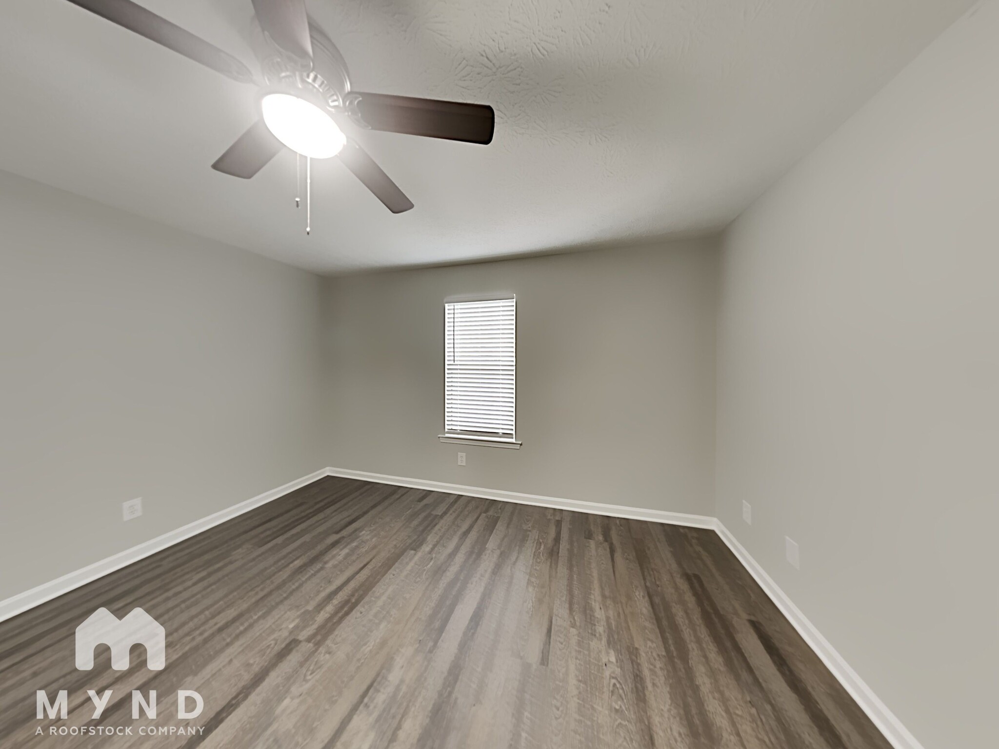 Building Photo - 189 Peach Forest Pl