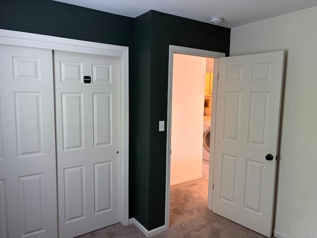 Building Photo - Single Family Home on Quite Cul-De Sac Now Available in Upland Square