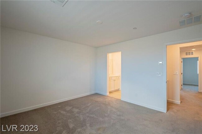 Building Photo - Charming Retreat in 89011