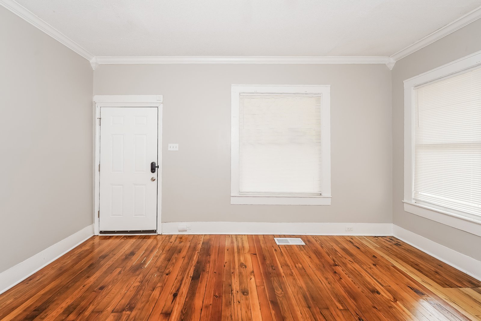 Building Photo - 8028 Rugby Ave