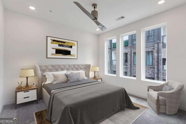 Building Photo - 400 Pratt Dr SE