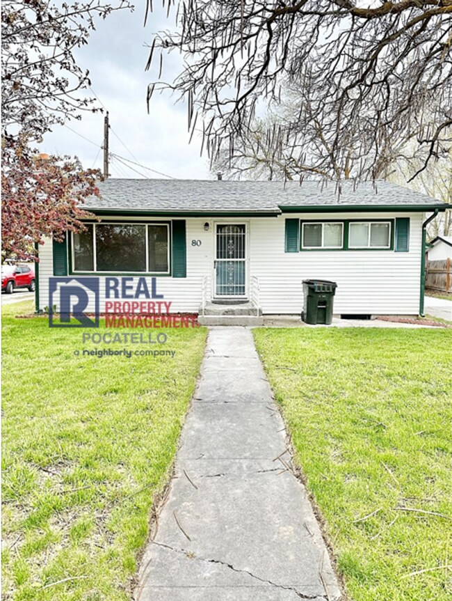 Primary Photo - MOVE IN SPECIAL - 4 Bed 2 Bath House - PET...