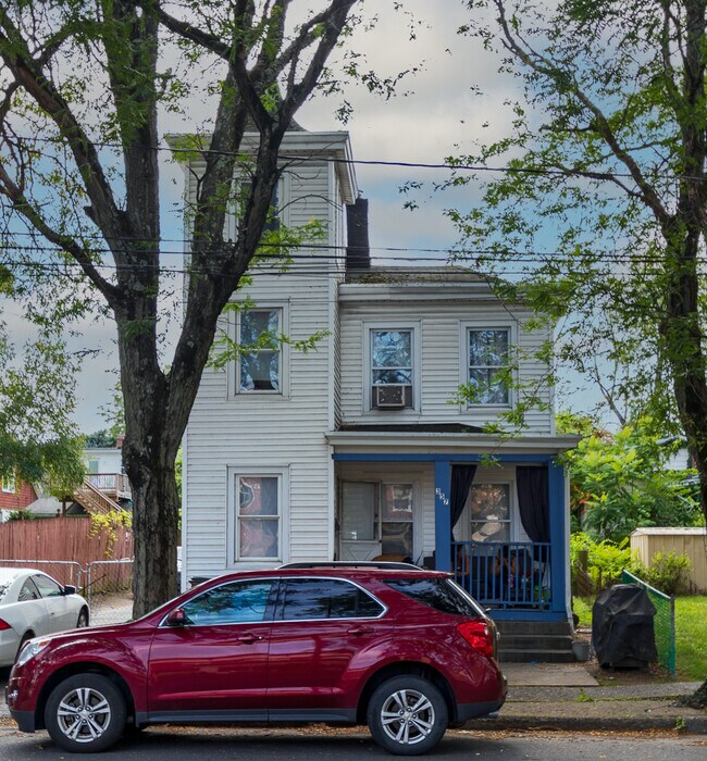 357 Washington Ave 357 Washington Ave Kingston NY 12401 Apartment