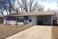 Building Photo - Convenient Central Fort Collins 3 Bedroom Home Close to CSU