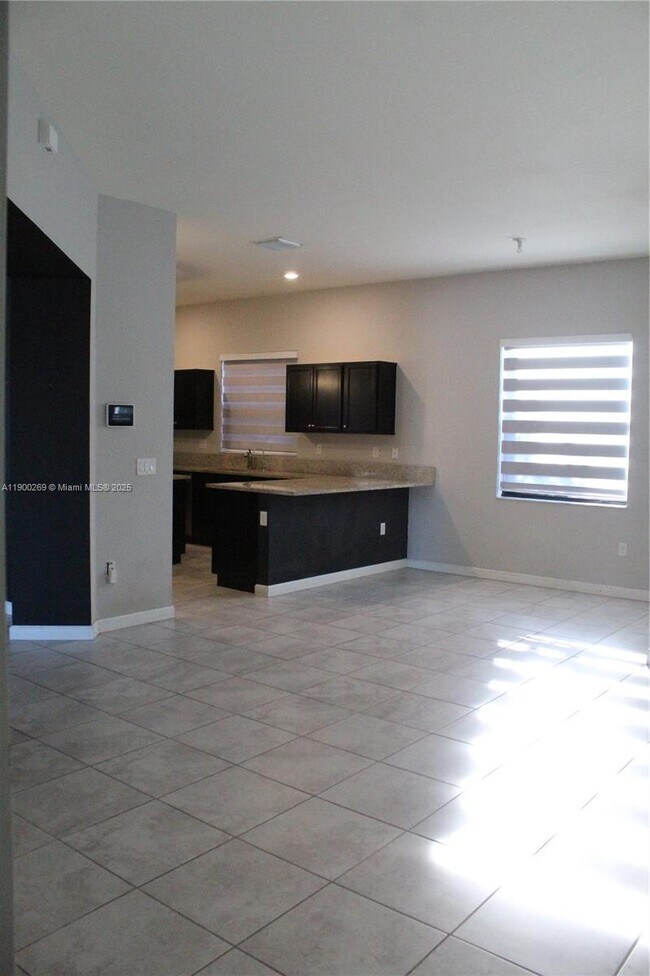 Building Photo - 25096 SW 118th Ave