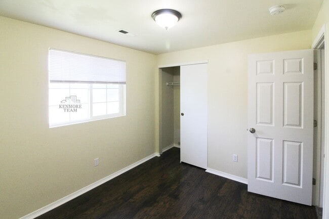 Building Photo - 3 Bedroom, 2 Bath Home in West Richland