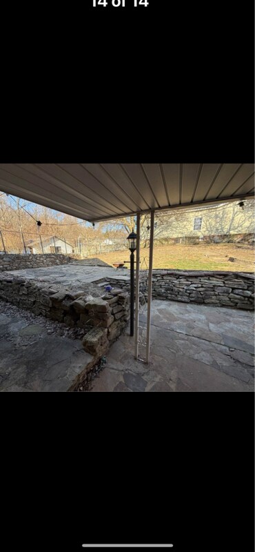 Building Photo - 1023 Gladden St