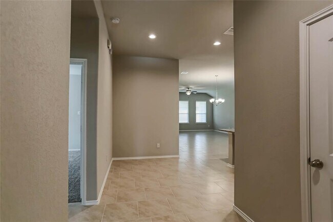 Building Photo - 23822 Piedmont Forest Dr