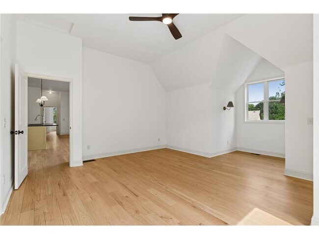 Building Photo - 3711 Colgate Ave