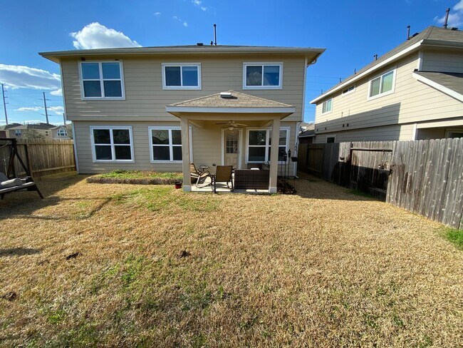 Building Photo - 1515 Daffodil Rd