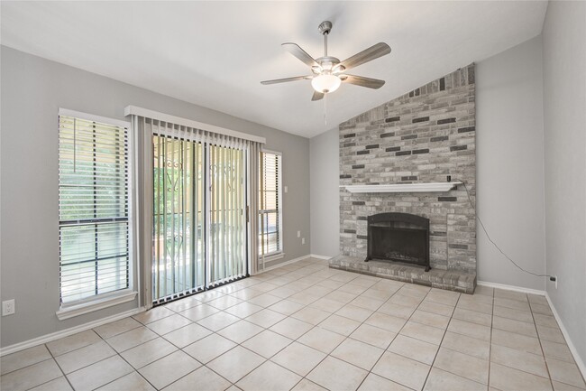 Building Photo - 20403 White Poplar Dr