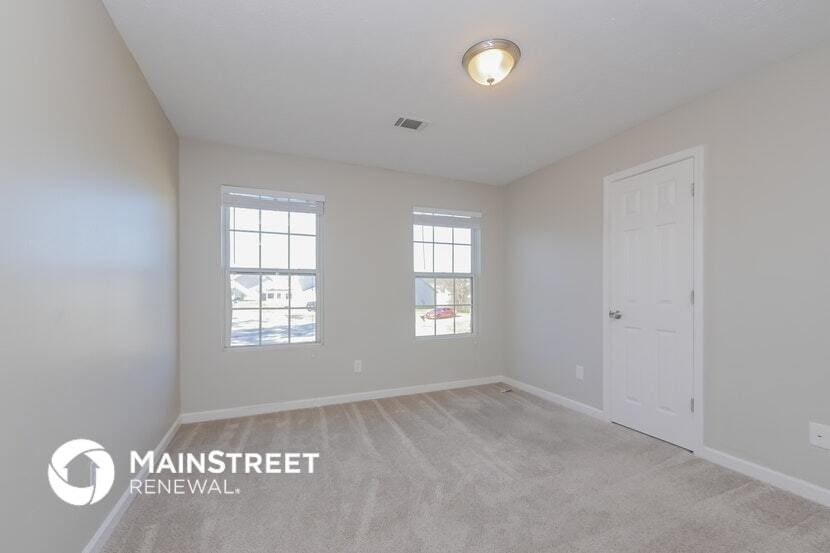 Building Photo - 9602 Sleepy Hollow Ln