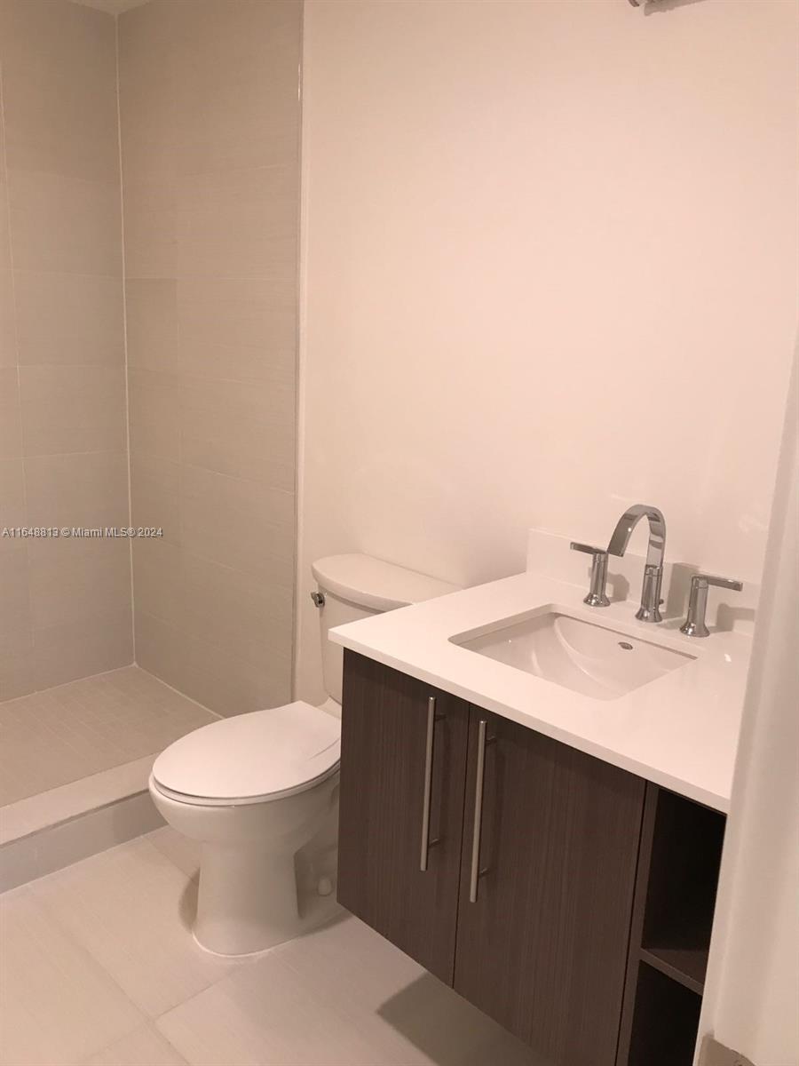 Building Photo - 7661 NW 107th Ave