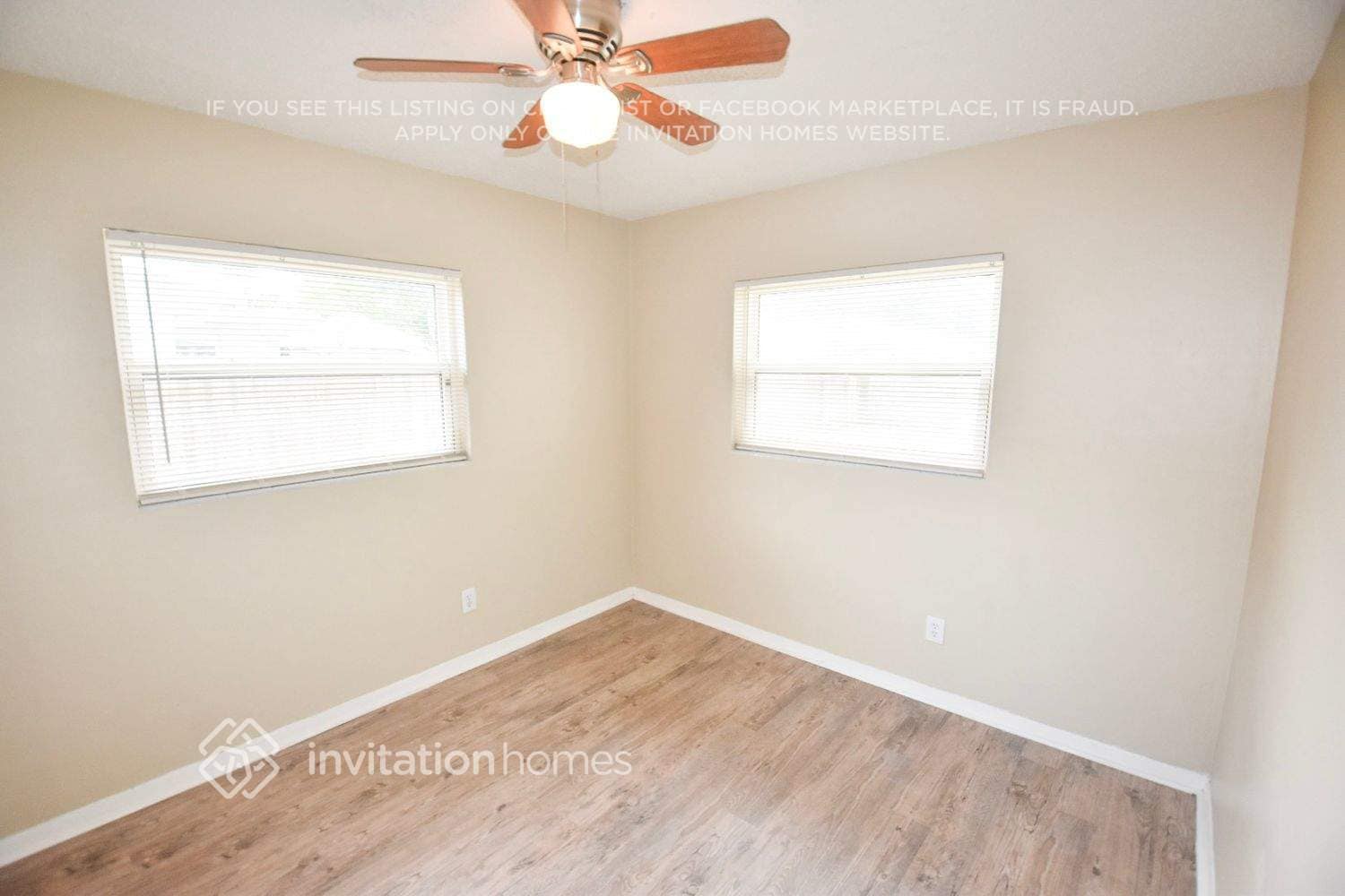 Building Photo - 1856 Greenhill Dr