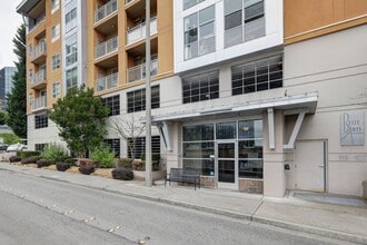 Building Photo - Downtown Bellevue One Bedroom One Bath Con...