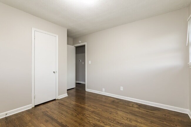 Building Photo - 1650 Bagpipe Pl