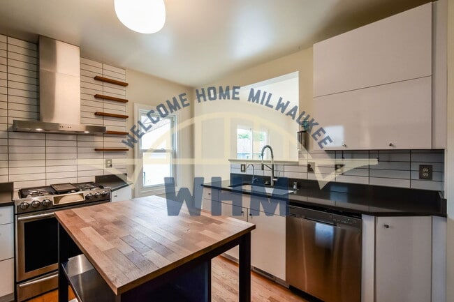 Building Photo - 2444 N 63rd St