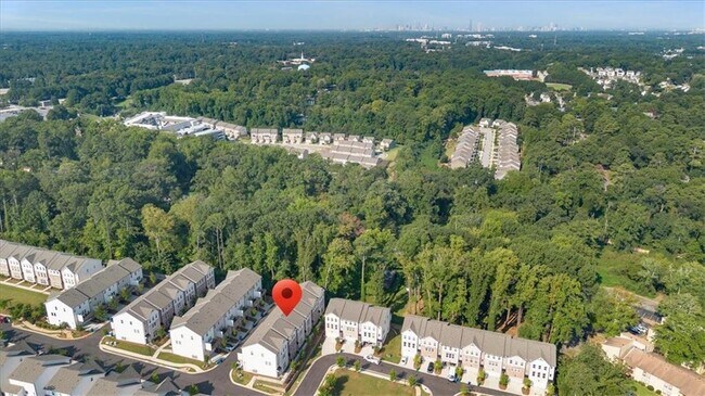 Building Photo - 3376 Macaiva Aly