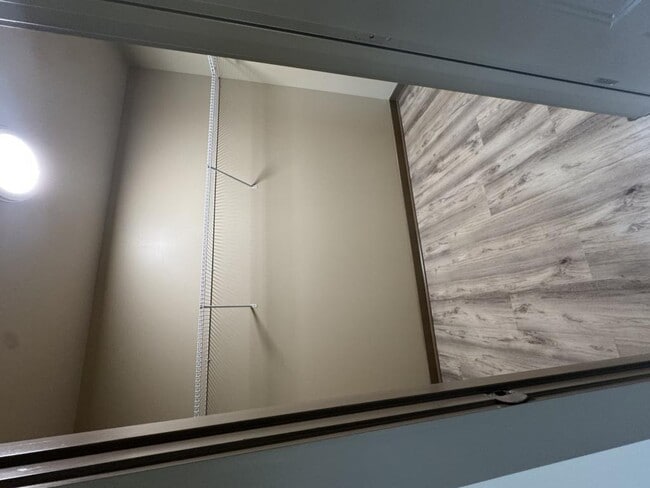 Building Photo - 118 Dobbins Cir