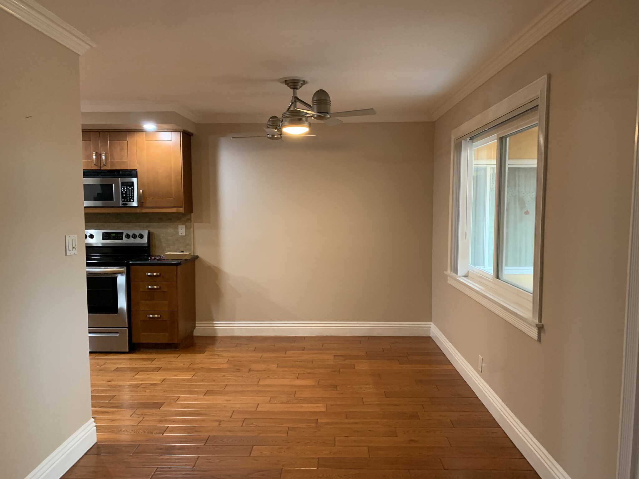 Building Photo - 382 Coronado Ave