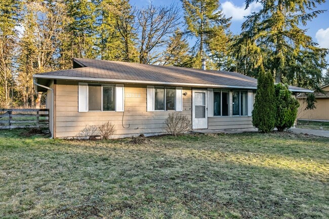 Building Photo - Quiet and Ready Rambler