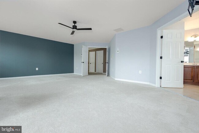 Building Photo - 105 Ticonderoga Dr
