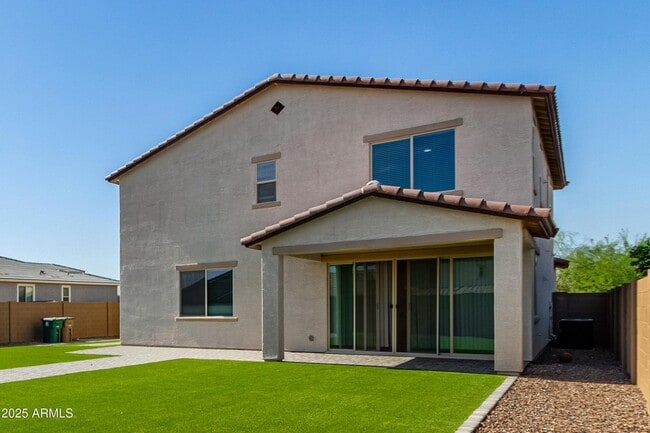 Building Photo - 17995 W Hilton Ave