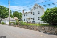 Building Photo - 204 Landover Rd