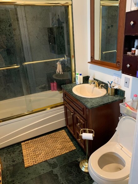 Building Photo - 35 Upton St