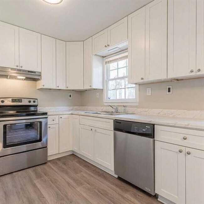 Building Photo - 475 Jordan Hill Rd