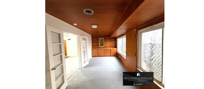 Building Photo - 2033 Glendale Ave