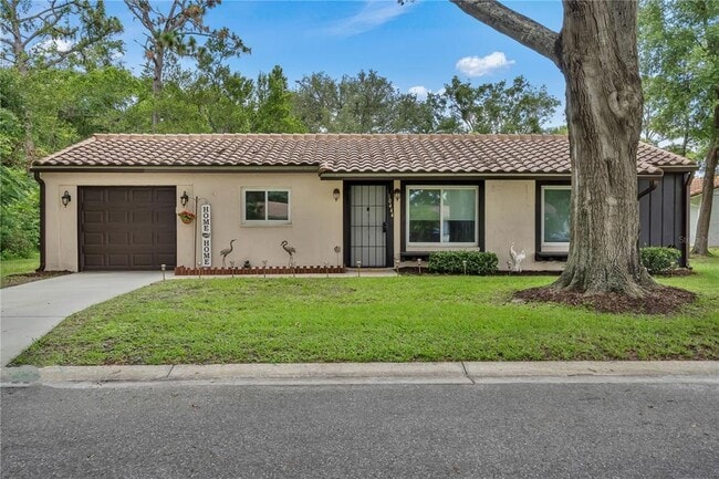 Primary Photo - 10444 Kingbrook Ln