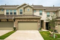 Building Photo - 17713 Coralberry Dr