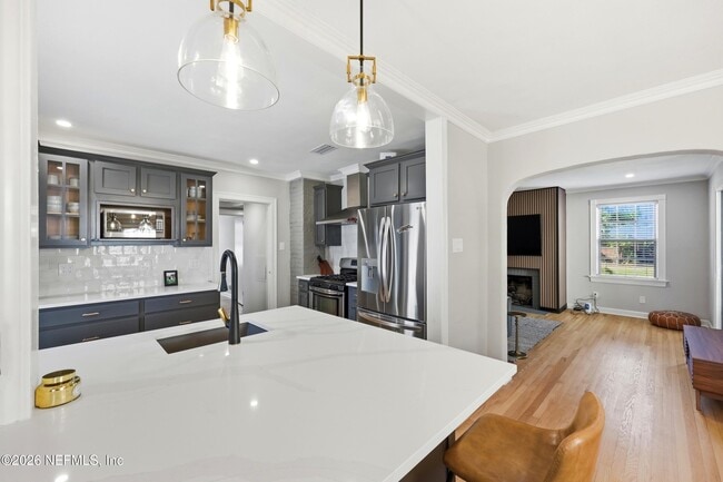 Building Photo - 813 Old Hickory Rd