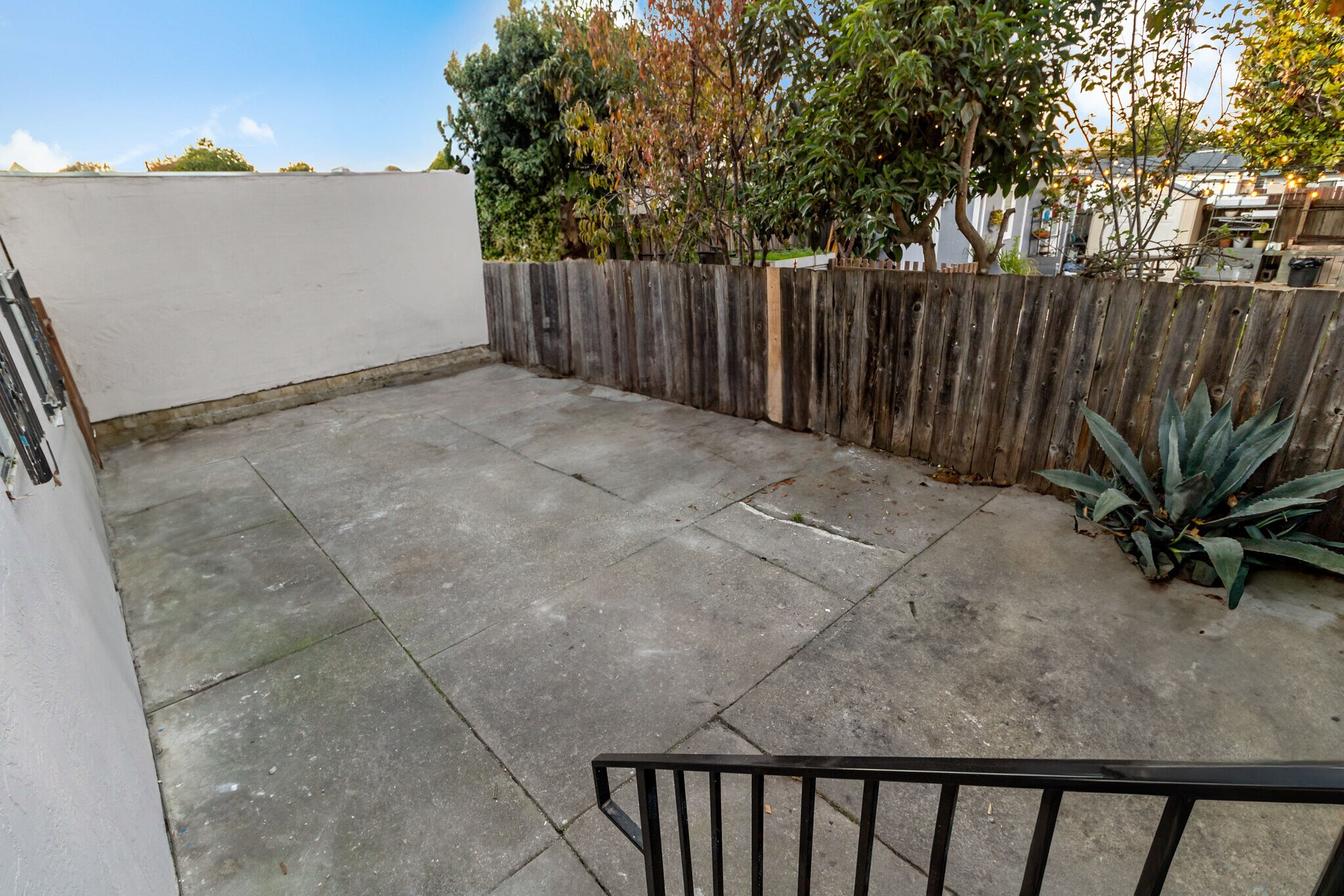 Building Photo - 3319 Nevin Ave