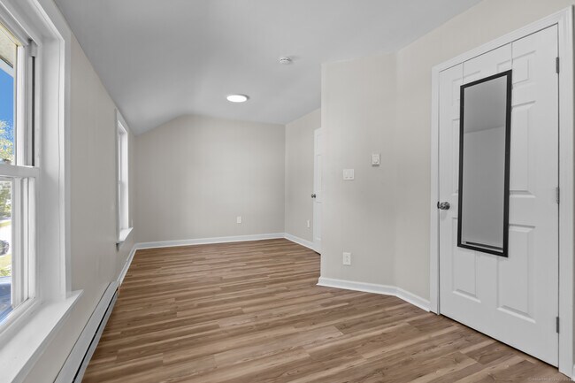 Building Photo - 61 Boys Ave