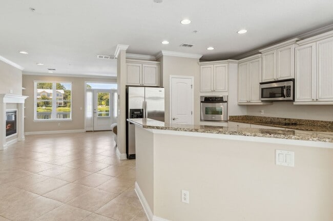 Building Photo - Cape Sound Condo