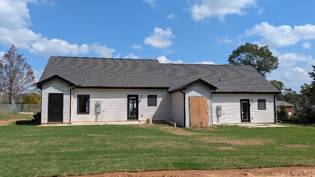 Building Photo - 115 Anile St