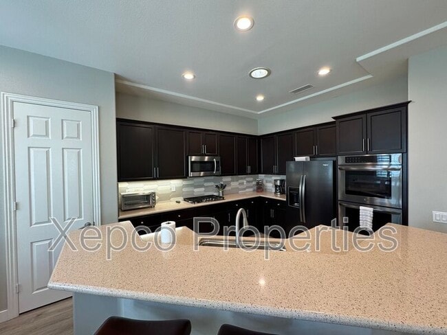 Building Photo - 137 Traviso Dr