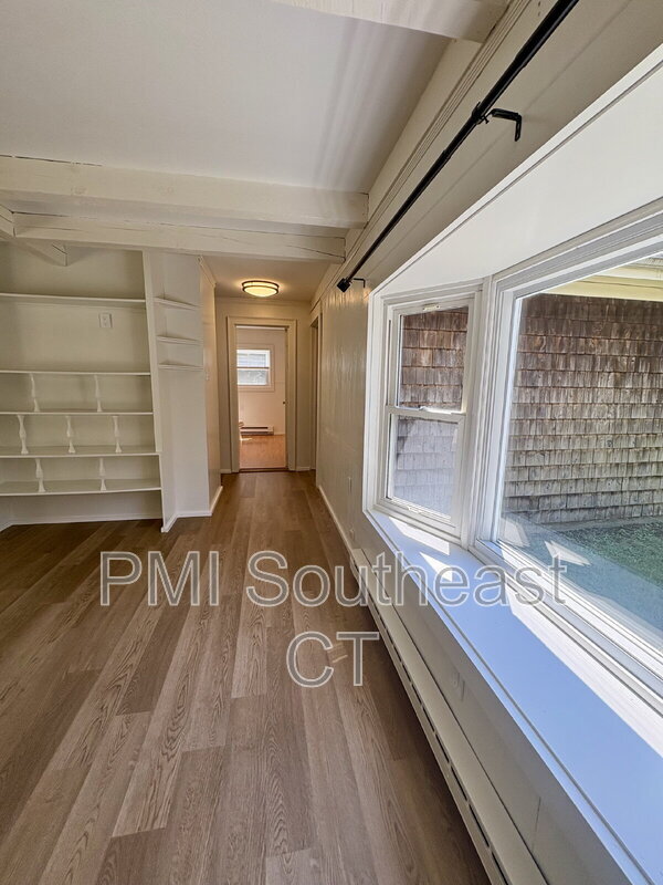 Building Photo - 226 Pequot Ave