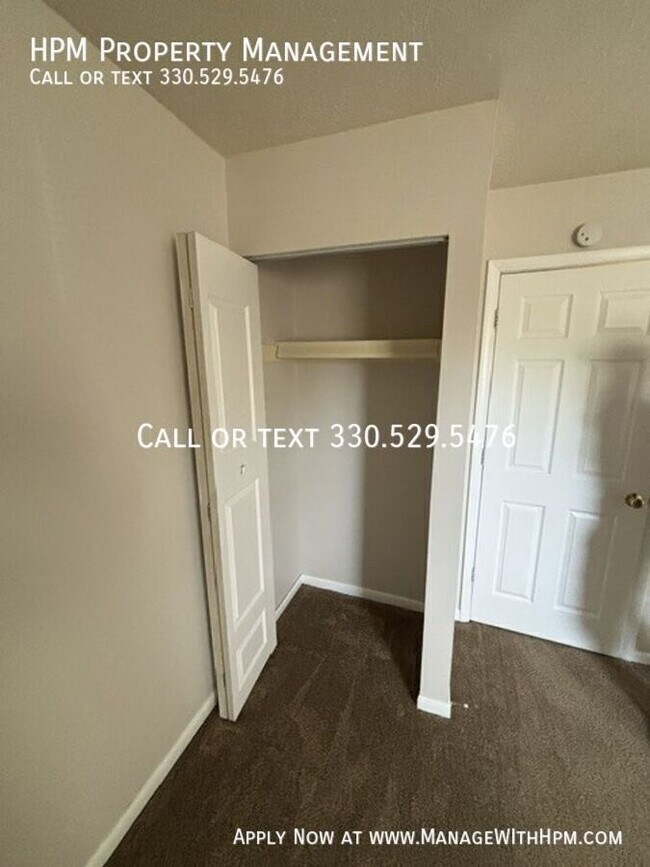 Building Photo - 181 W Overdale Dr