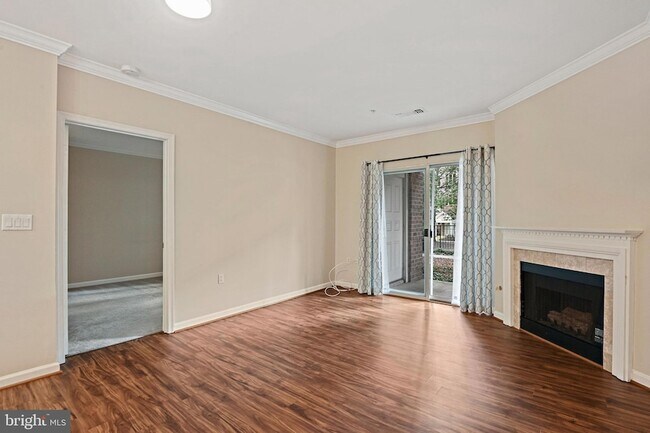 Building Photo - 2204 Westcourt Ln