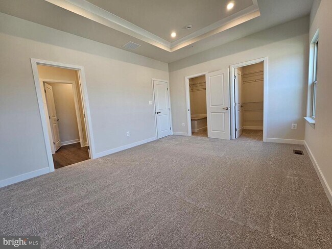 Building Photo - 7118 Bighorn Rd