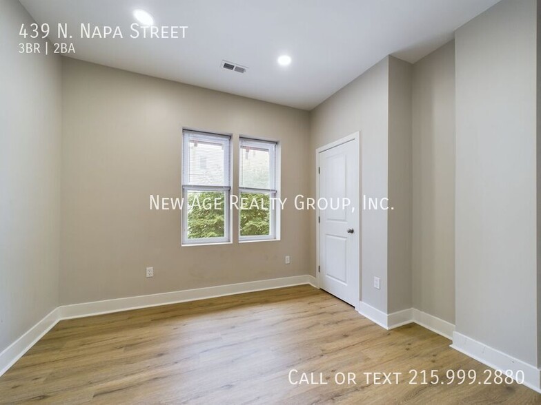Building Photo - 439 N Napa St
