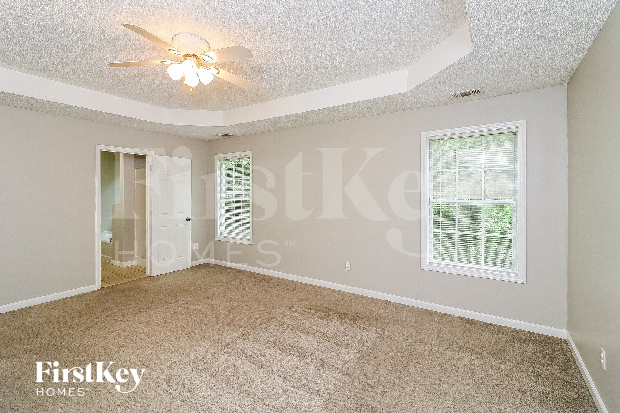 Building Photo - 6013 Radford Dr