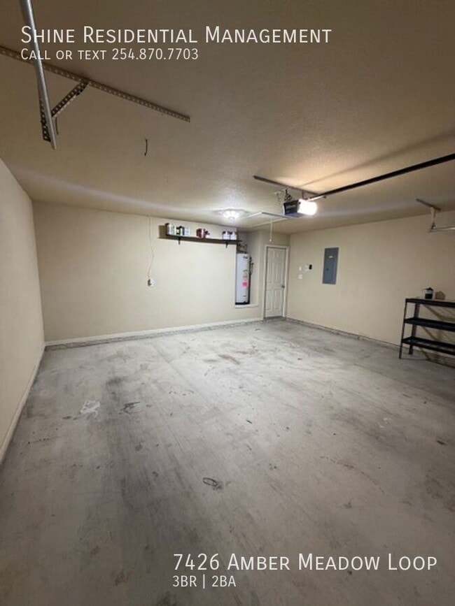 Building Photo - 7426 Amber Meadow Loop