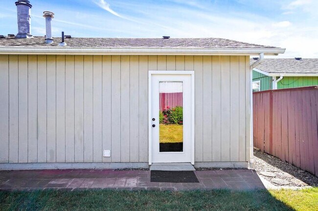 Building Photo - 475 Buckboard Ct SE