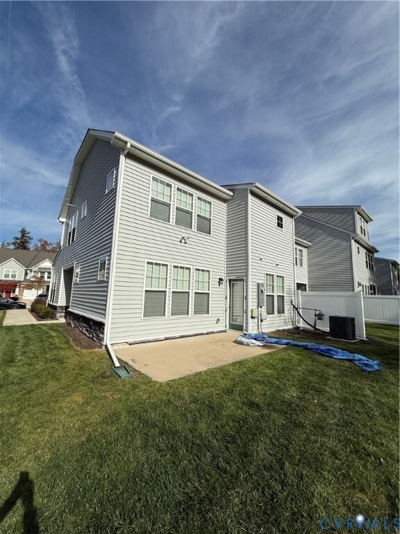 Building Photo - 18417 Palisades Ct