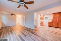 Building Photo - 402 Larchwood Ave