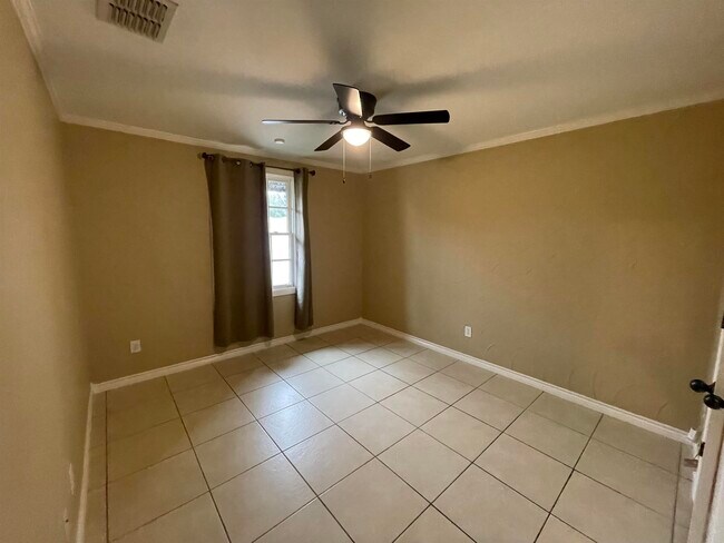 Building Photo - 2202 O'Kane St